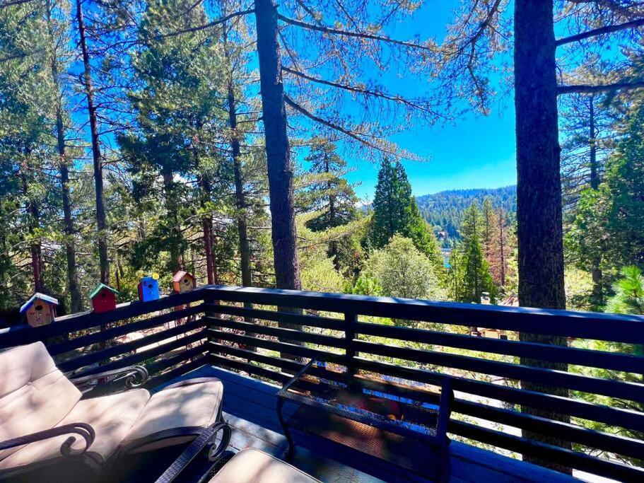 Glimmer Chalet Treetop A-Frame Cabin Lake View Lake Arrowhead Exterior foto